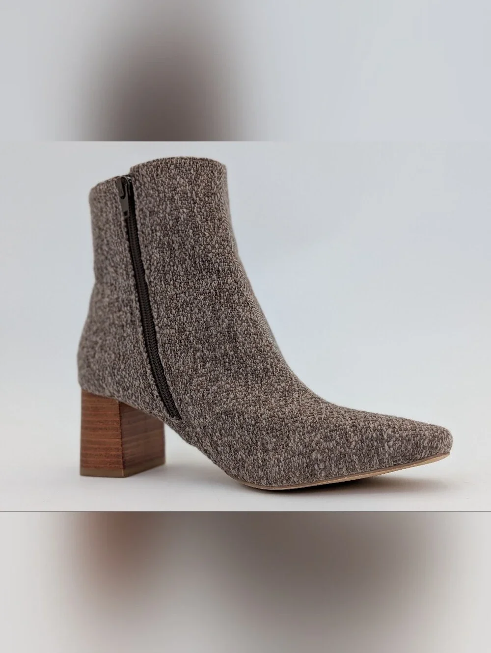 Coconuts by Matisse Sz 7 Herringbone Tweed Stacked Block Heel Ankle Booties